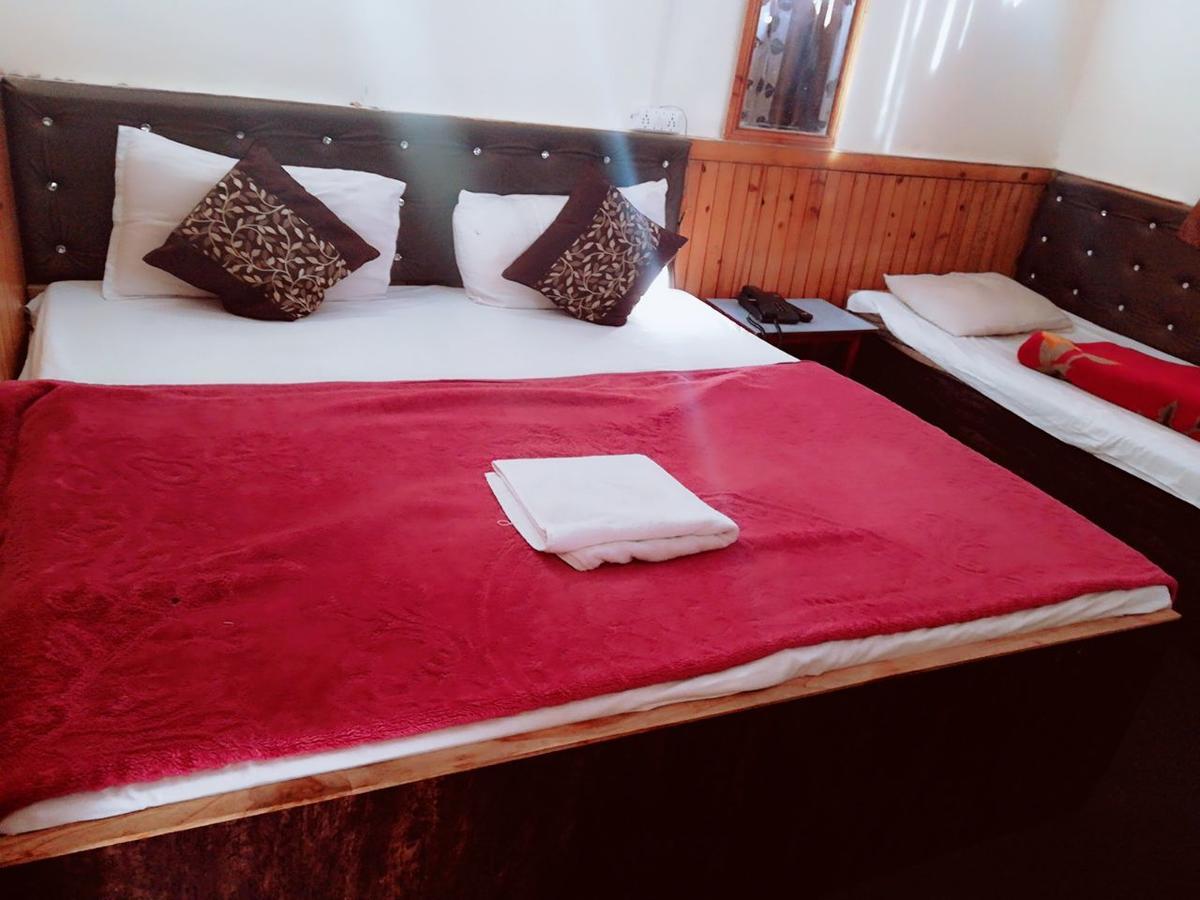 Goroomgo Luxury Stay Mall Road Naini Tāl Exterior foto