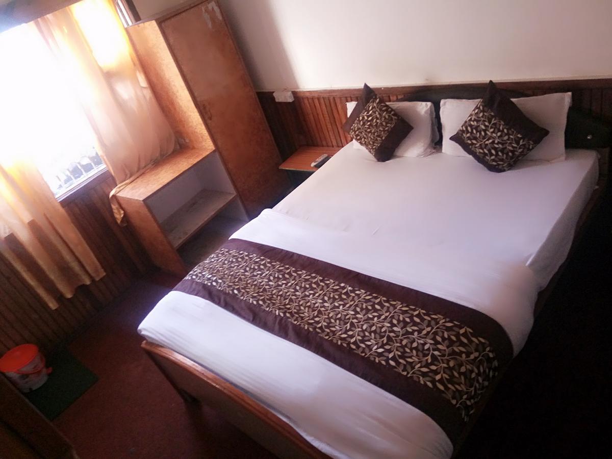 Goroomgo Luxury Stay Mall Road Naini Tāl Exterior foto